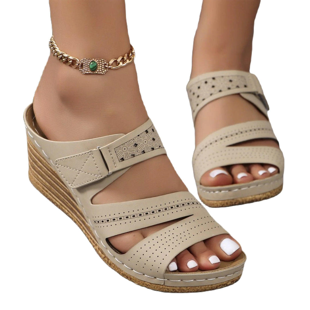 Jianna | Peep-Toe-Keilsandalen